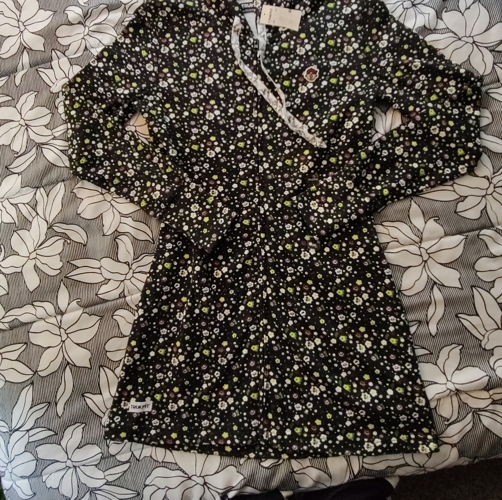NWT. Tunic length hooded jacket. New with Tags. Size Large. - Picture 2 of 12